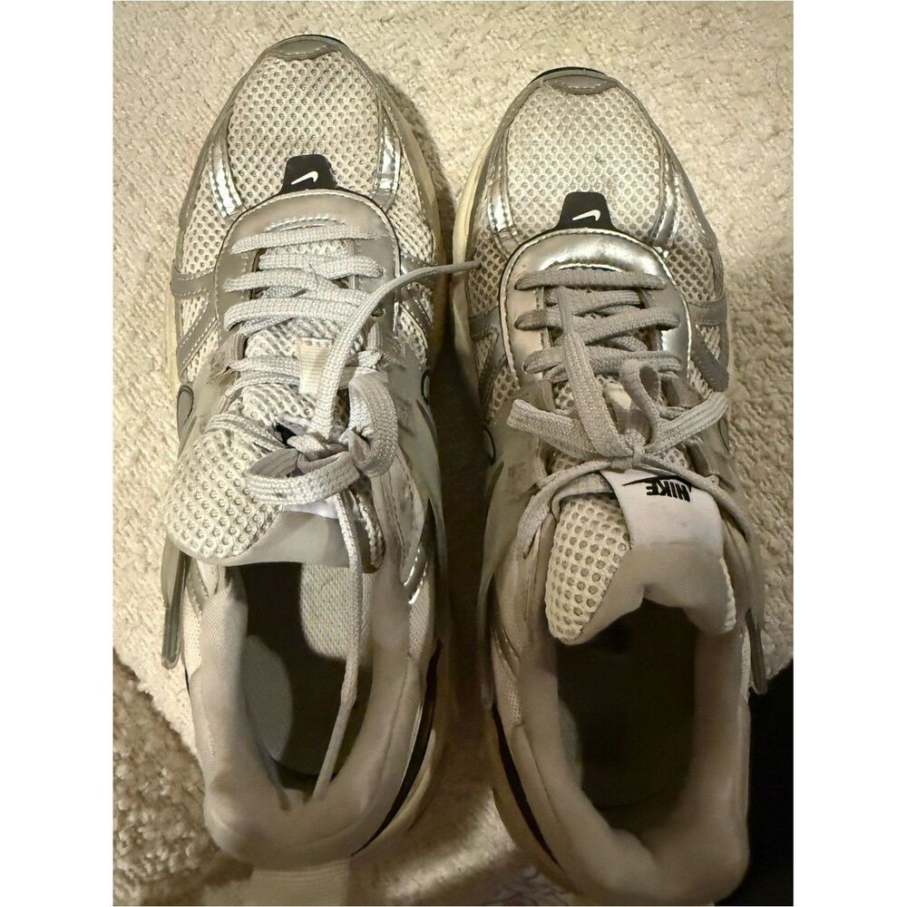 NIKE - V2K Run - Women’s Shoes - W 8 / M 6.5 - Picture 5 of 6